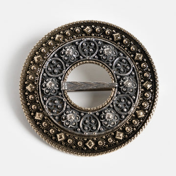Trandeim Brooch or Pendant by Sylvsmidja